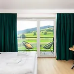 Gorczanski Zakatek Jacuzzi & Sauna Apartman *